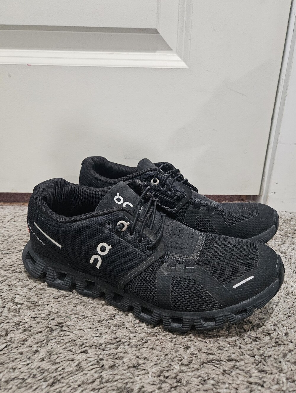 On Running Women’s Cloud Running Shoes in Black